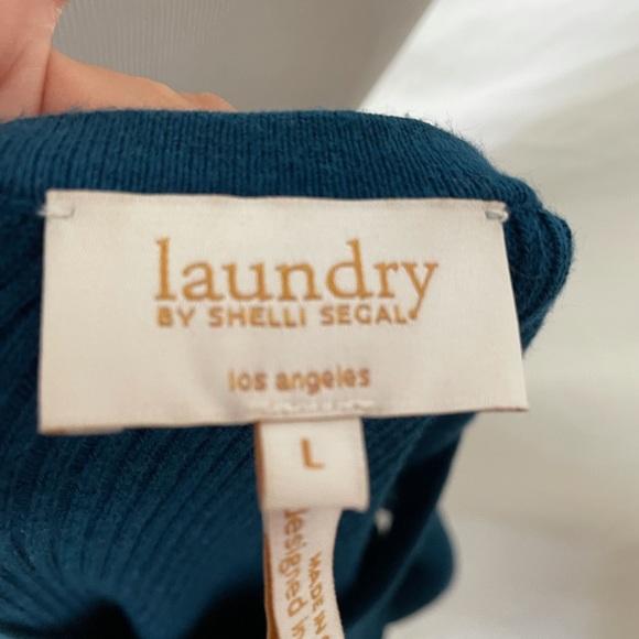 Sweeter blue dress style. Size L - Picture 10 of 11